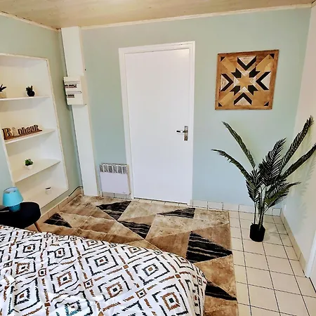 Into The Wild - T2 Cosy Confort Bouguenais